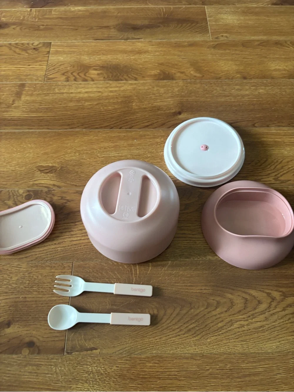 Bentgo pink lunch kit